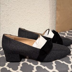 Antonio Melani Gray Wool Black Bow Leather Loafers 7.5  New